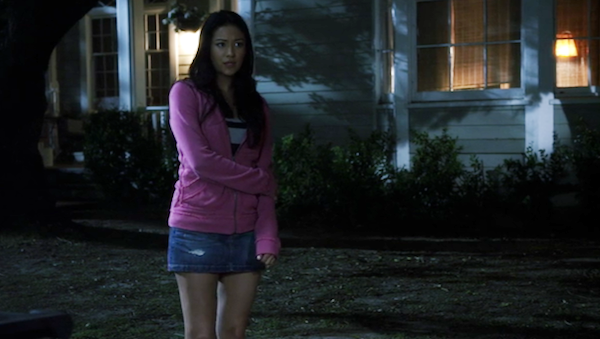 Pretty-Little-Liars-Emilys-House-s1.png