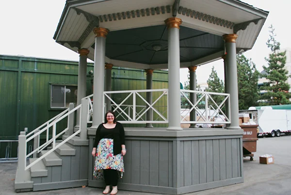 Christina-LeBlanc-with-gazebo-from-Gilmore-Girls-and-Hart-of-Dixie-by-Live-the-Movies.jpg