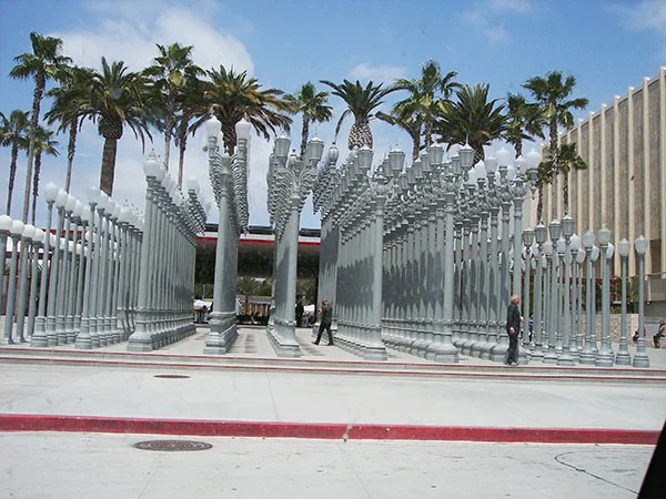 LACMA-Lamppost-Installation-from-No-Strings-Attached-by-Live-the-Movies.jpg