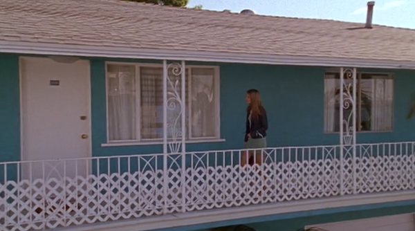 Mermaid-Inn-from-The-OC-121-9.png