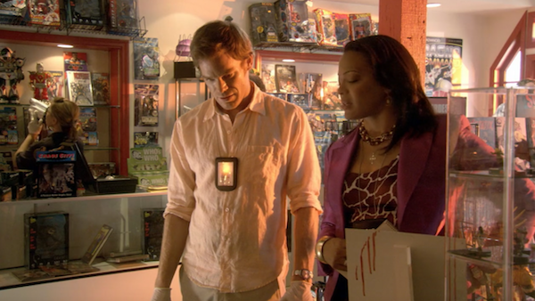 Shoreline-Village-Comic-Book-Store-from-Dexter-205-3.png