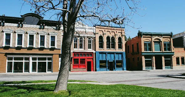 Town-Square-of-Harborville-from-Go-On-By-Live-the-Movies.jpg