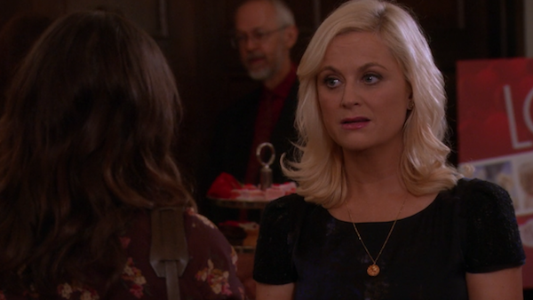 Leslie-Knope-Waffle-Necklace-Valentines-Day-Parks-and-Recreation-3.png