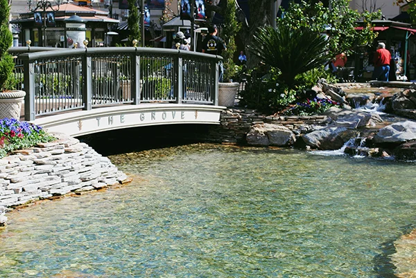 The-Grove-Fountain-Bridge-from-The-Hills-by-Live-the-Movies.jpg