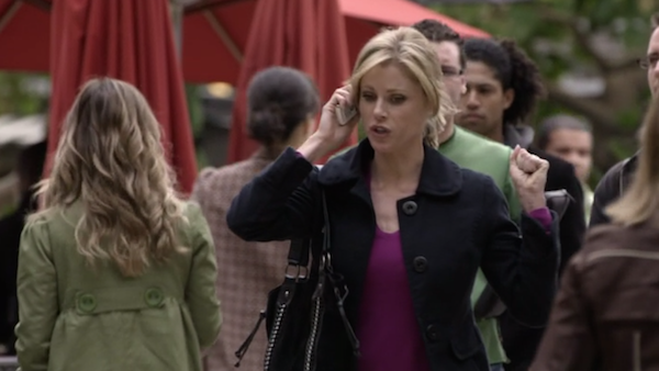 Apple-Store-at-The-Grove-from-Modern-Family-1.png