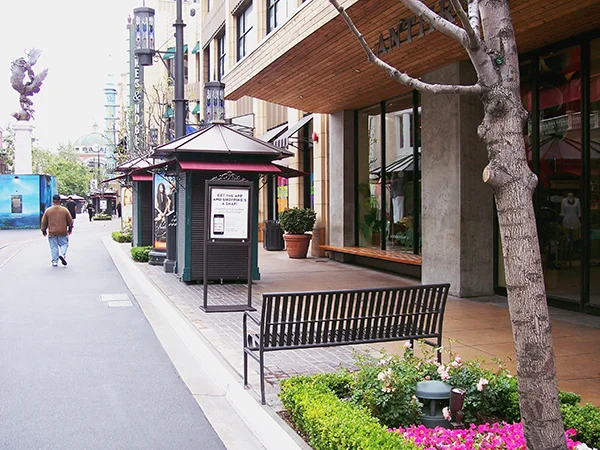 The-Grove-shopping-view-by-Live-the-Movies.jpg