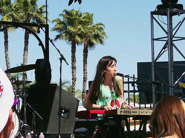 Codi-Caraco-of-Frank-and-Derol-at-Bamboozle-2010.jpg