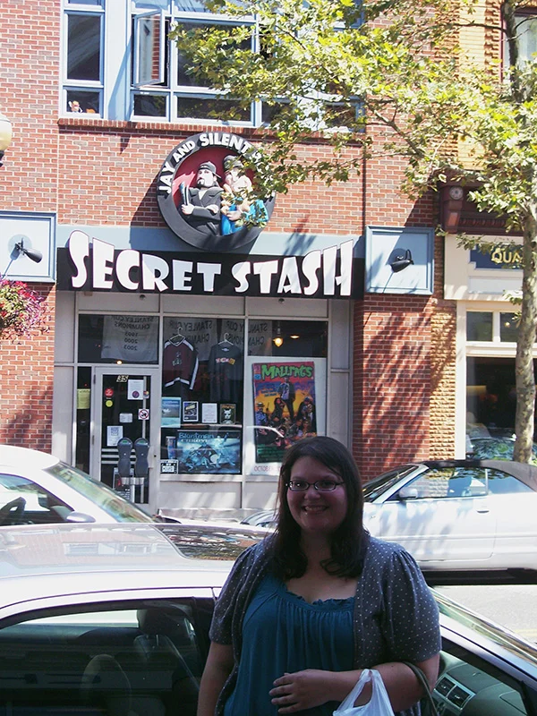 Chrisitna-LeBlanc-at-Jay-and-Silent-Bobs-Secret-Stash-Kevin-Smith-Live-the-Movies.jpg
