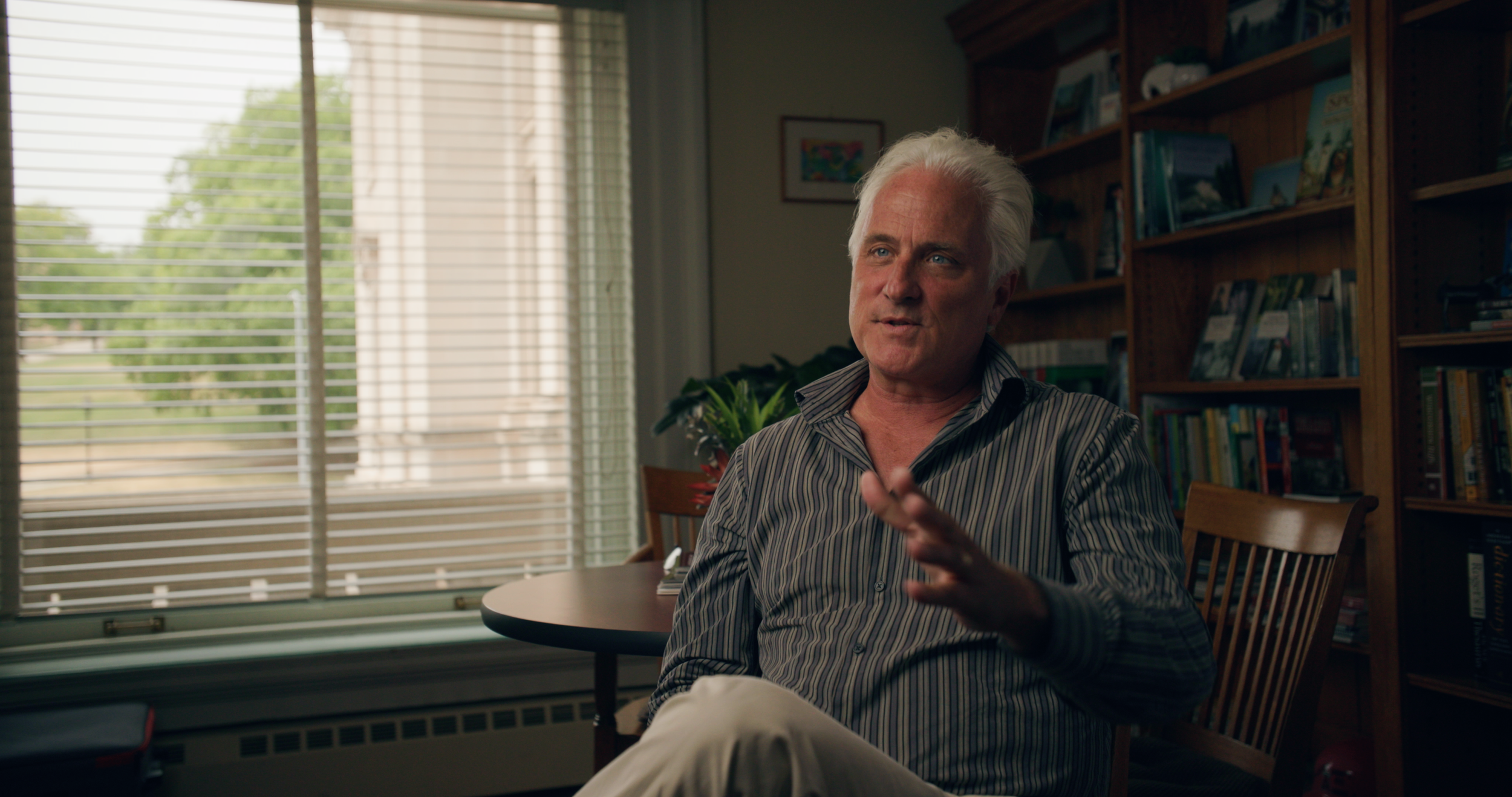 INT. Willie Neys.00_16_32_01.Still001.png