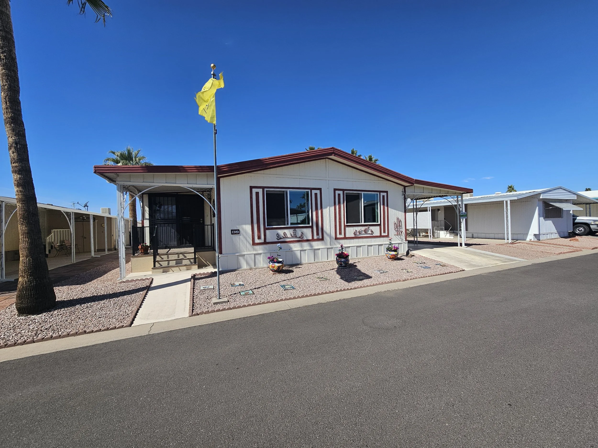 PRICE REDUCED!! $53,000 / 2br - 1248ft2 - Beautiful Two Bedroom Two Bathroom! Furnished! Open and Priced to Sell! #82 (Sun Valley)