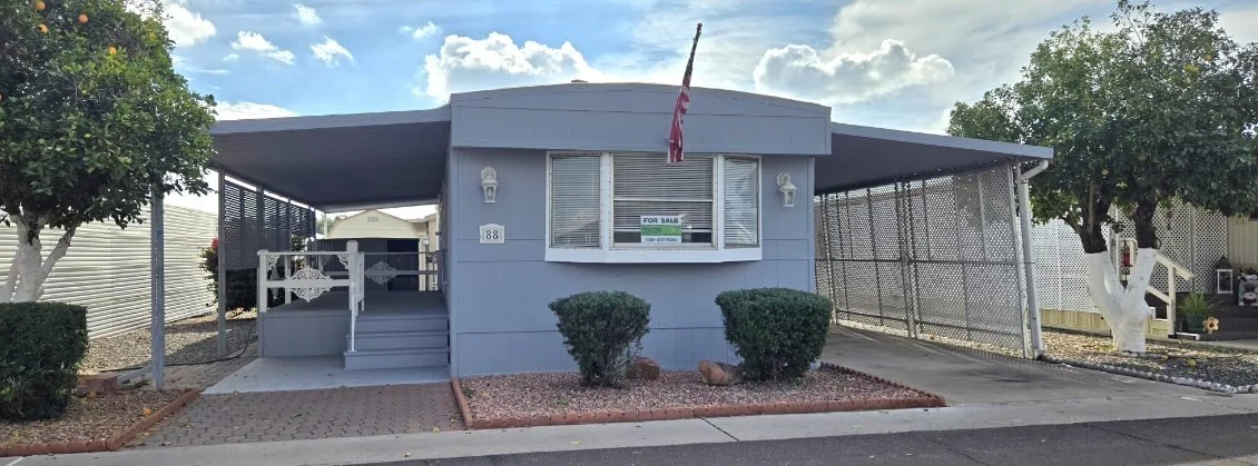 $65,000 / 3br - 980ft2 - LOW MAINTENCE LIVING - REMODELED WITH BEAUTIFUL TOUCHES #88 (Paradise North)