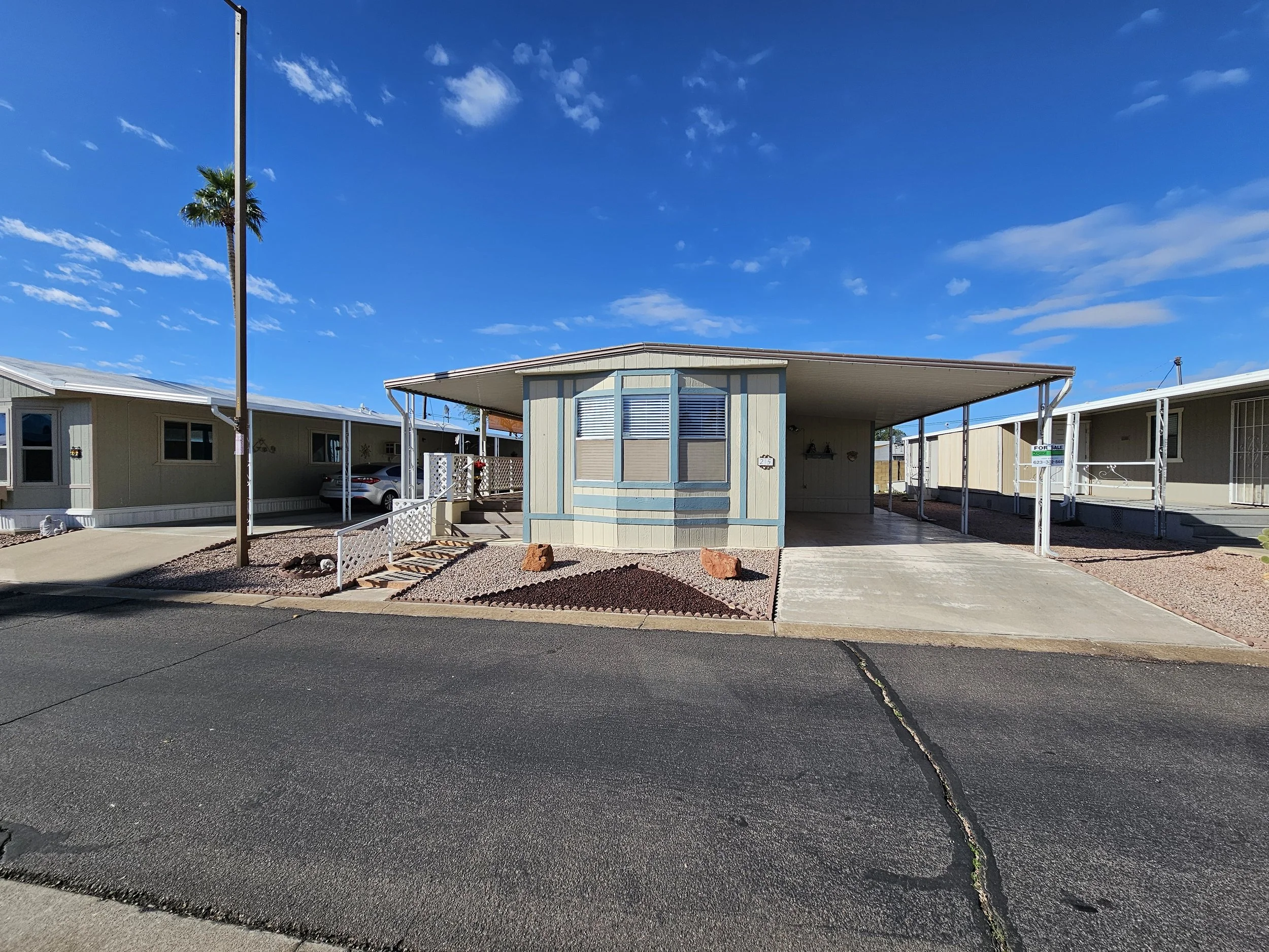 $32,900 / 2br - 840ft2 - Stunning Mountain View! Two Bed - Two Bath! Furnished! Perimeter Lot! #25 (Sun Valley)