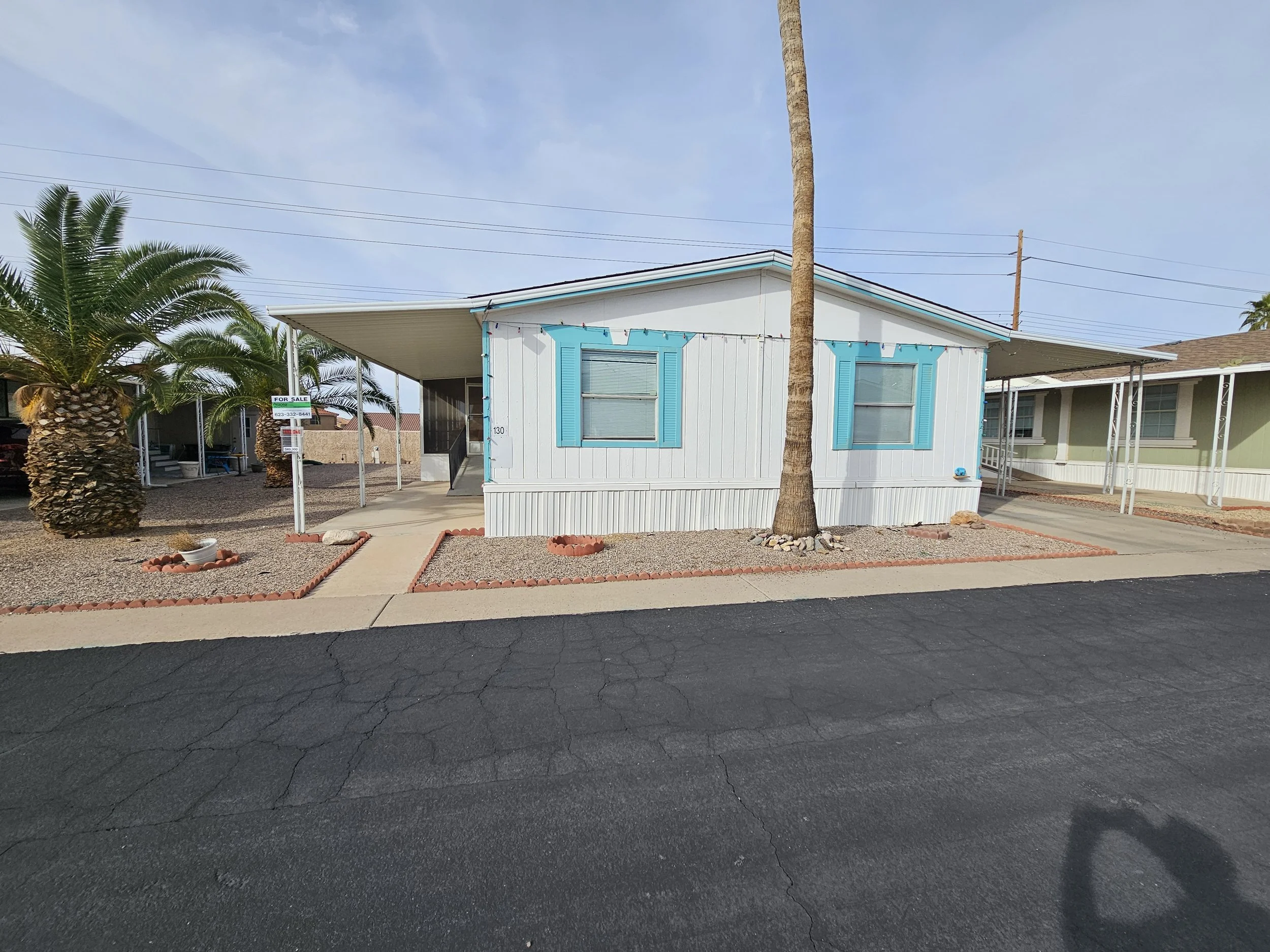 $89,900 / 4br - 1988ft2 - Four Bedrooms! Huge Living Room! Enclosed Front Deck!! #130 (Superstition Buttes)