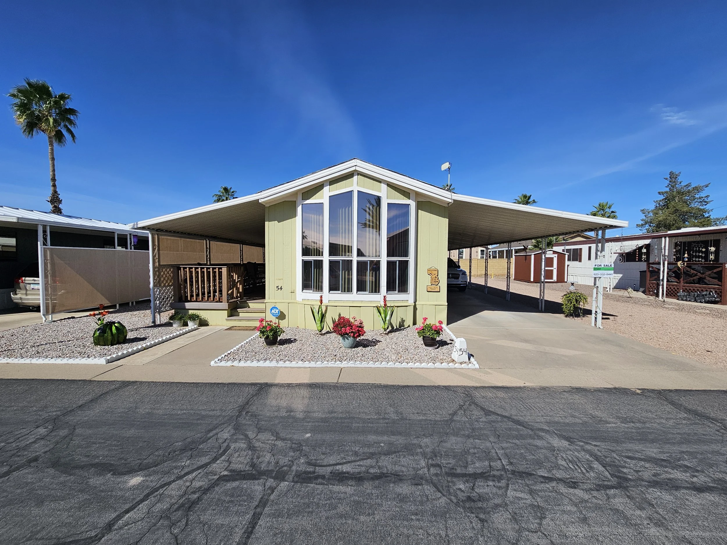 $49,900 / 2br - 980ft2 - Breathtaking Mountain Views! Immaculate and Well Maintained! Don't Miss Out! #54 (Sunny Crest)