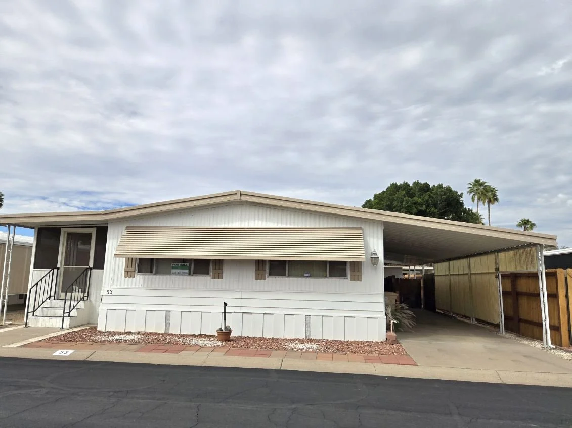 $42,000 / 2br - 1312ft2 -  LARGE FENCED BACK YARD- WITH BONUS ROOM #53 (PHOENIX NORTH)