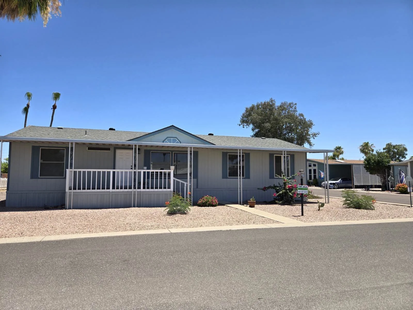 $93,500 / 3br - 1680ft2 - CORNER LOT - 3 BEDROOM 2 BATH PLUS FLEX ROOM 55+ GATED COMMUNITY #60 (Desert Skies)