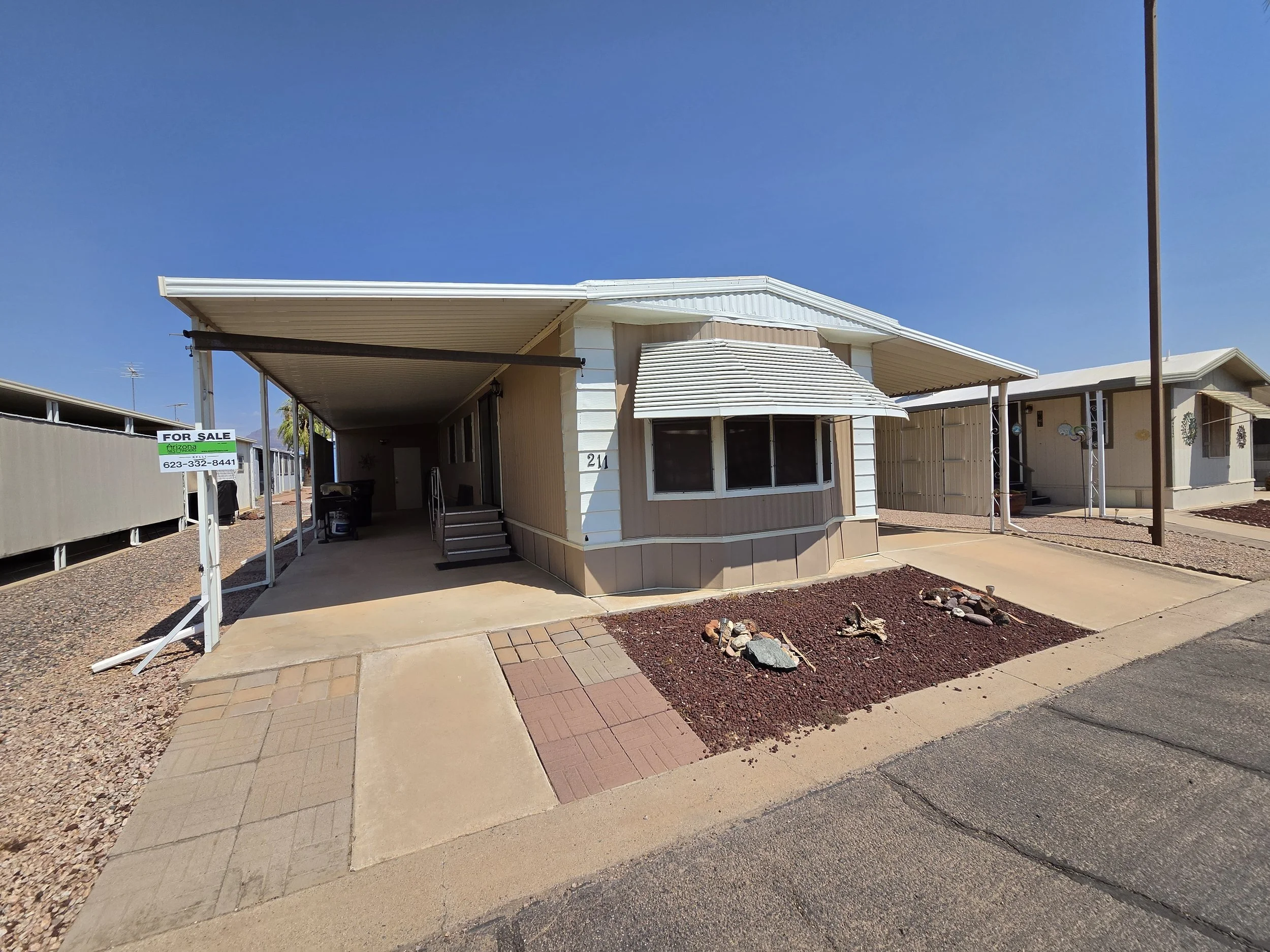 $29,900 / 3br - 896ft2 - Three Bedroom 1.5 Bathroom - Furniture - Insulated Shed! #211 (Sun Valley)
