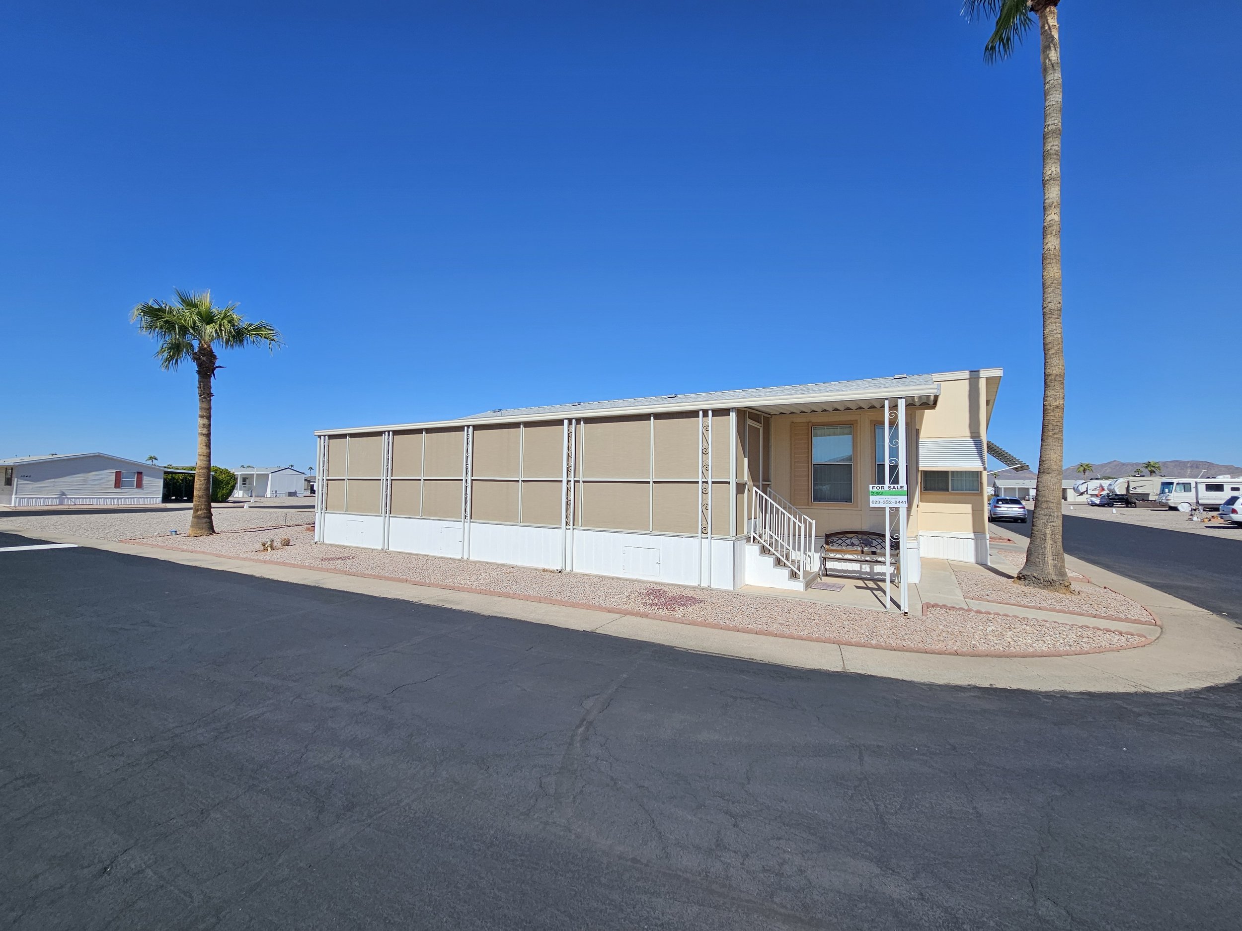 84,900 / 3br 1498ft2 Three Bedroom Furniture and More! Mountain