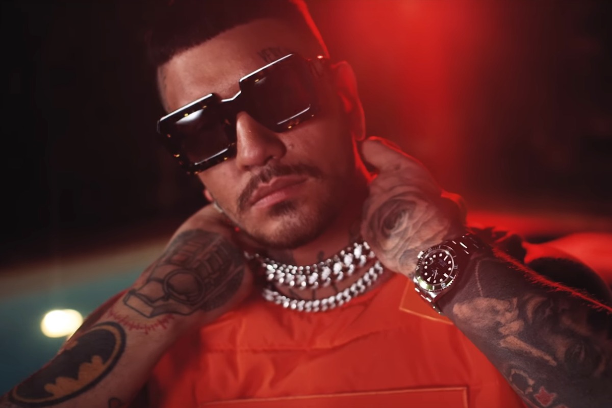 snik-gangsta-mikrofwno.jpg