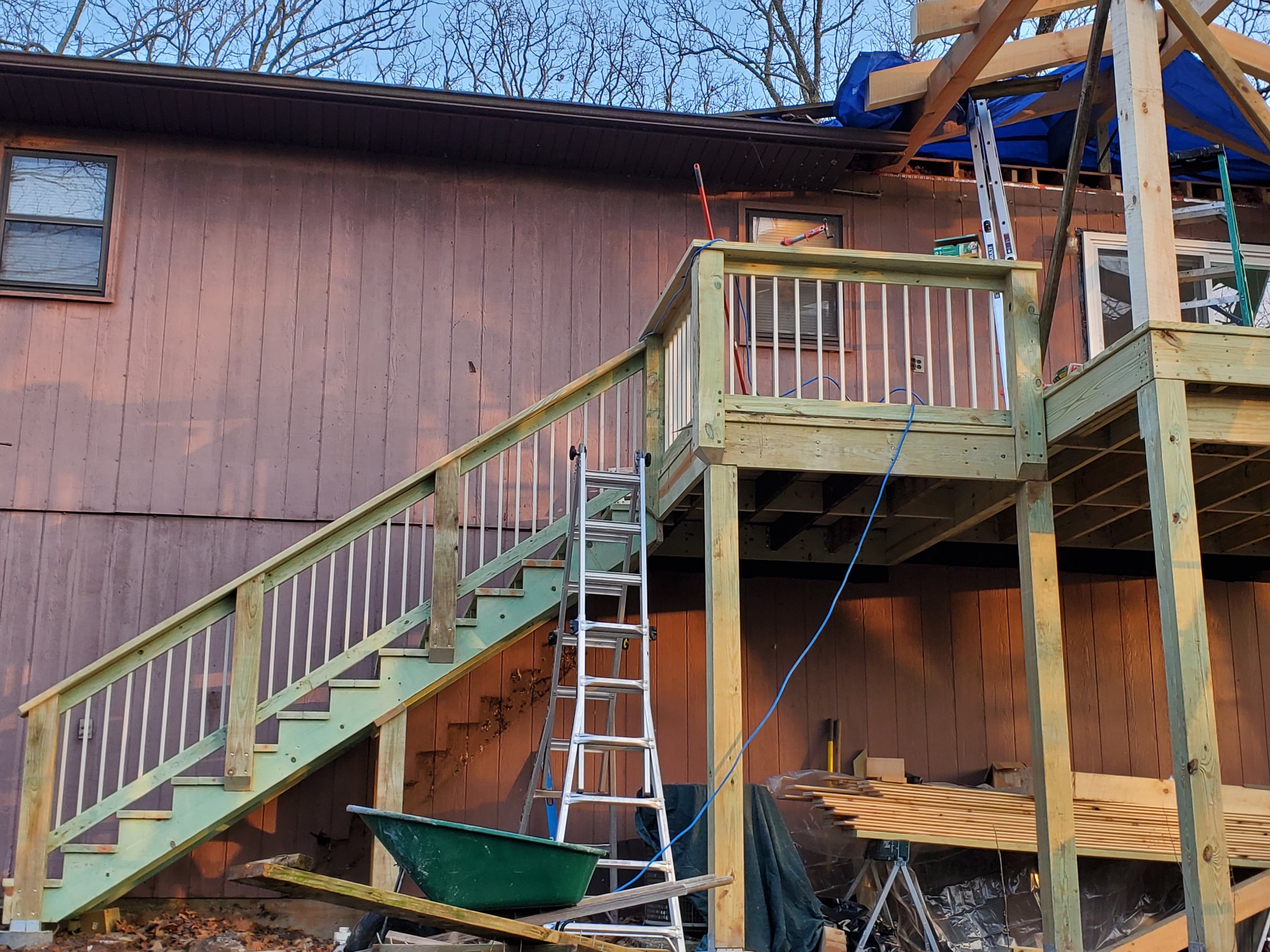 Two story deck with stairs