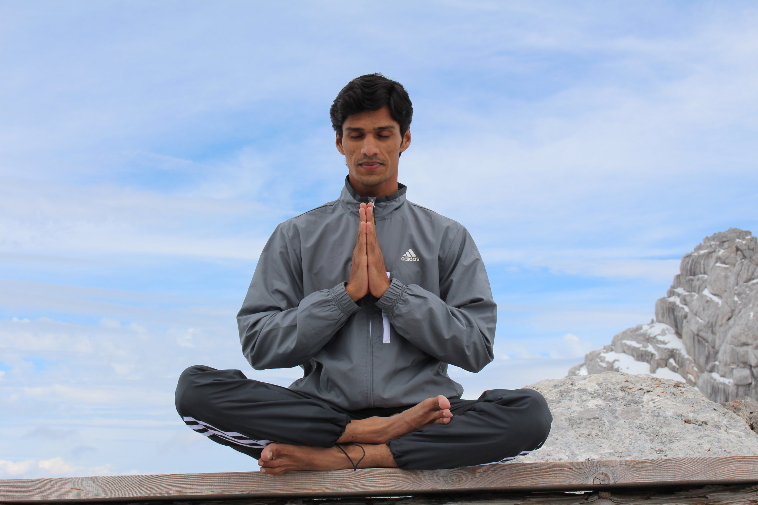 Three reasons men should be adding yoga to their daily routine