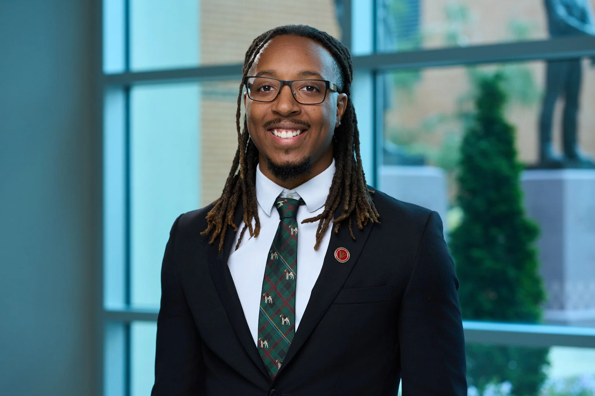 Serious Science. Bad Jokes. Aaryn DuBose Takes on Brain Smarts