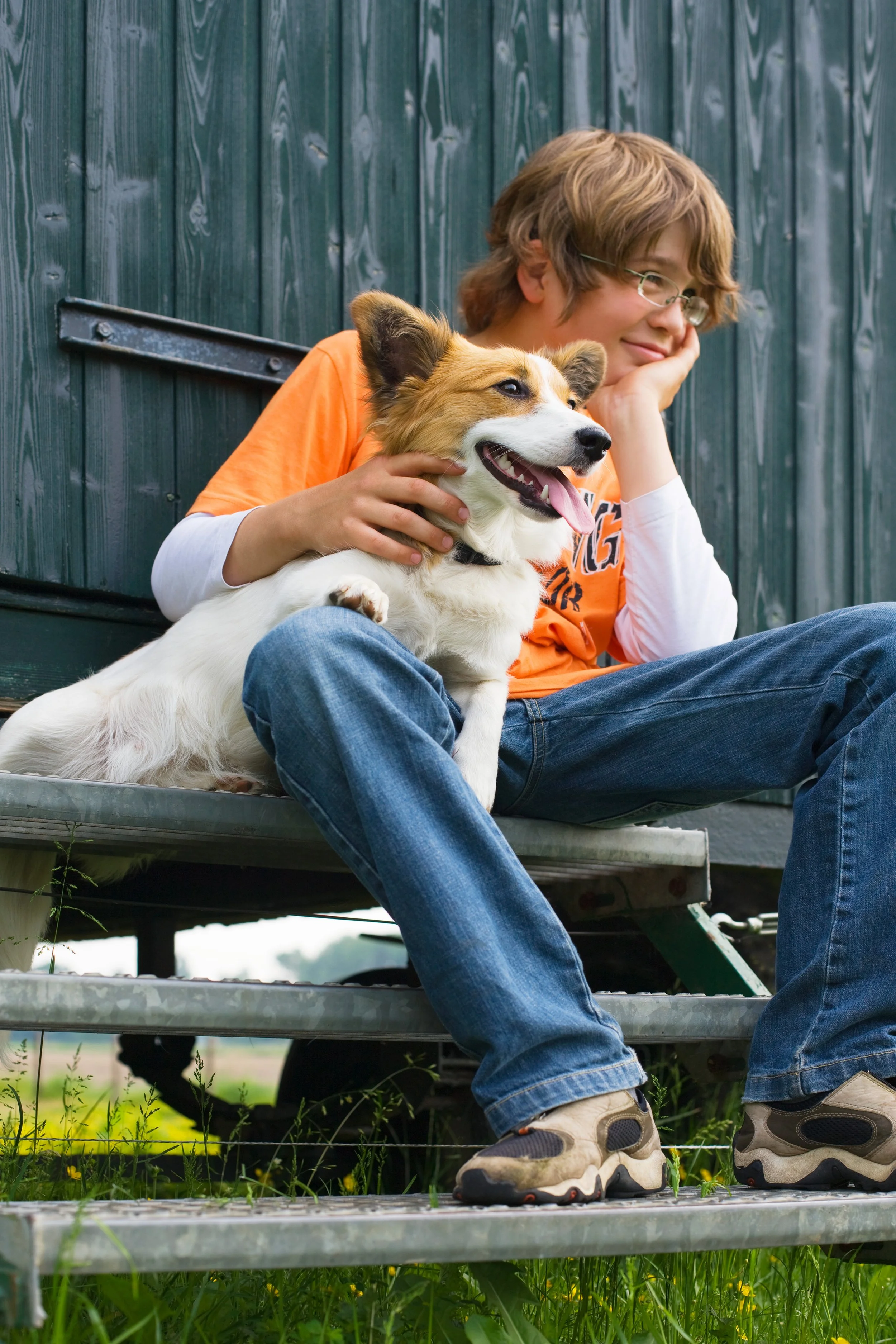 Not All Teen-Dog Bonds Are Created Equal, New Tufts Study Finds