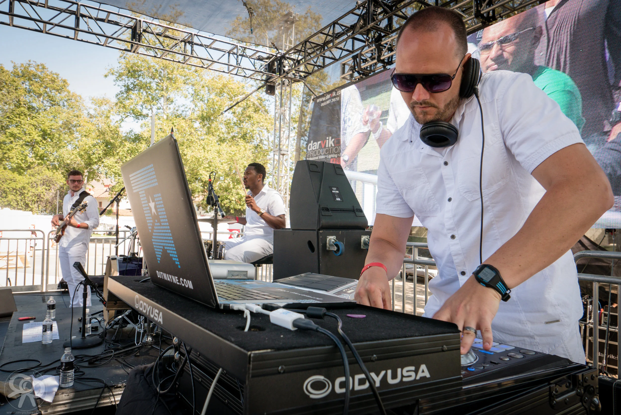 TONY BURGESS aka "DJ T-WAYNE"