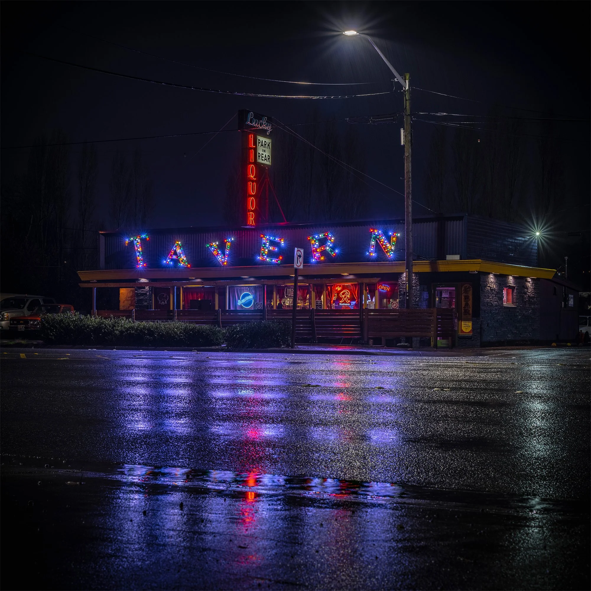 rainy_tavern.jpg