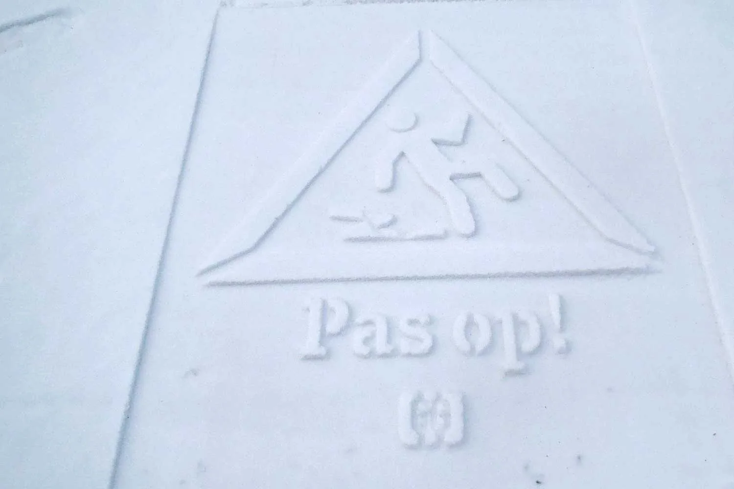 Snow_Pas-Op.jpg