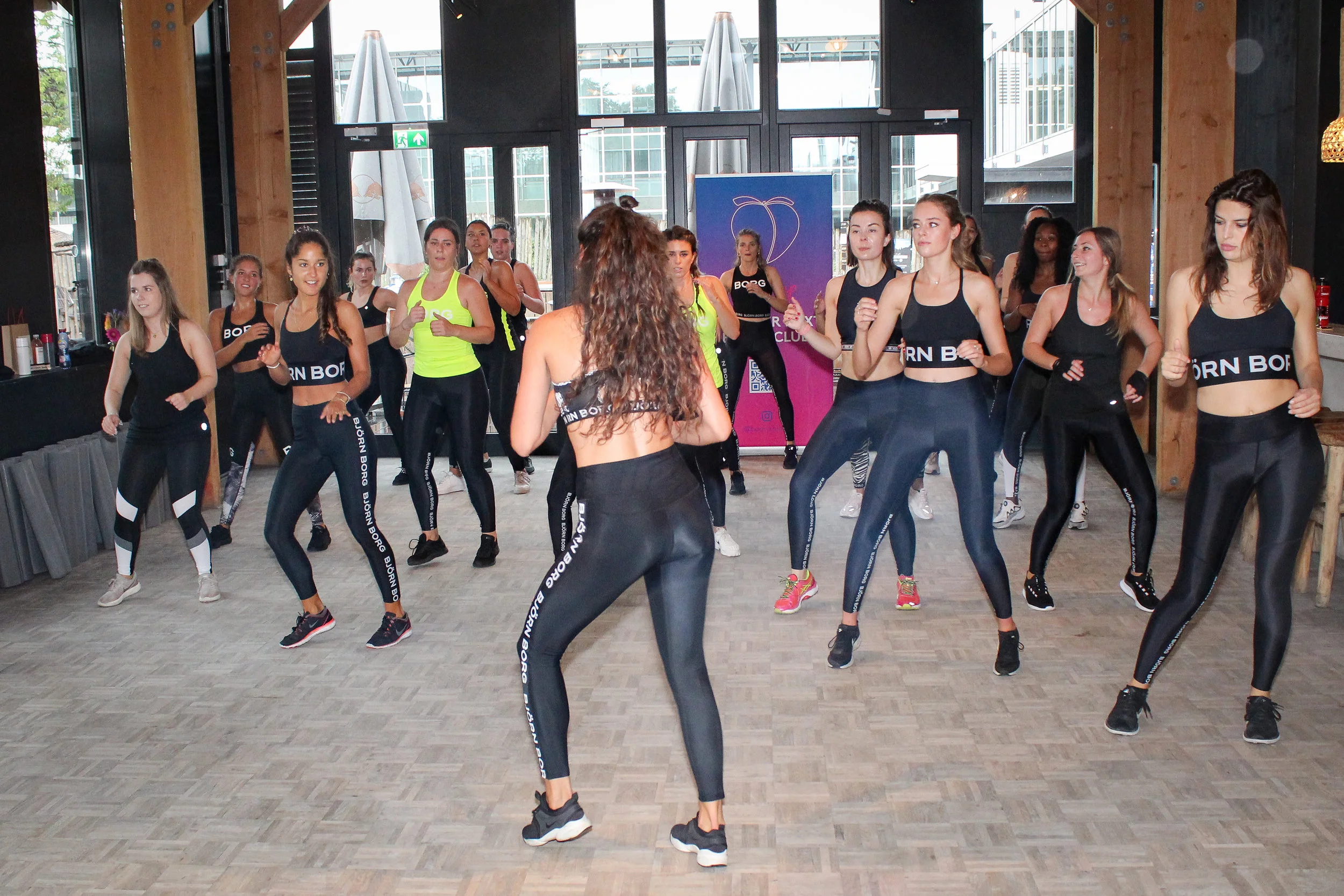 NOMADSX190720bootyclub-113.jpg