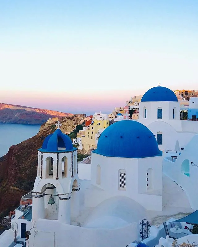 Sunrise in Santorini 🌅🥰