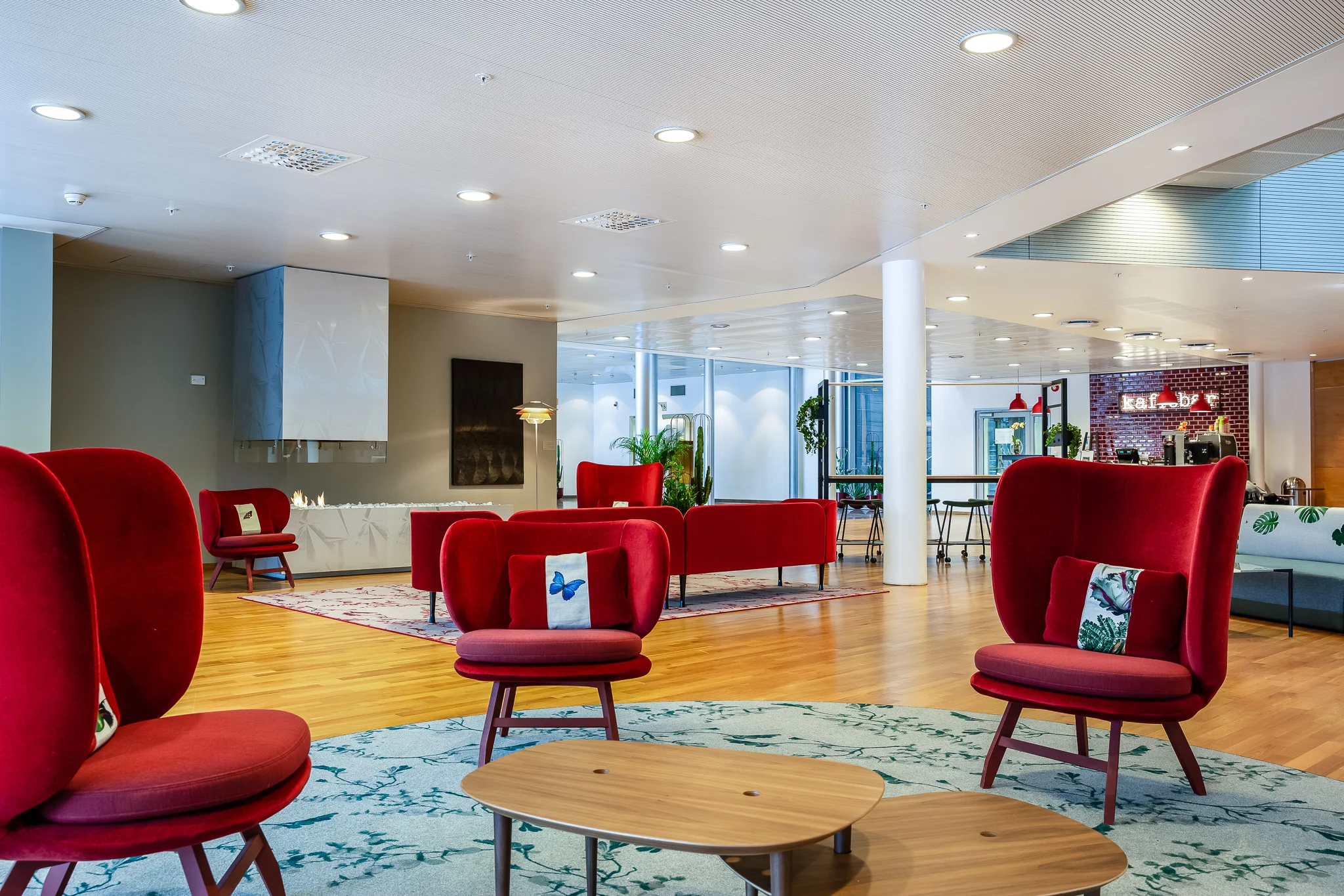 Atriums and lounge areas