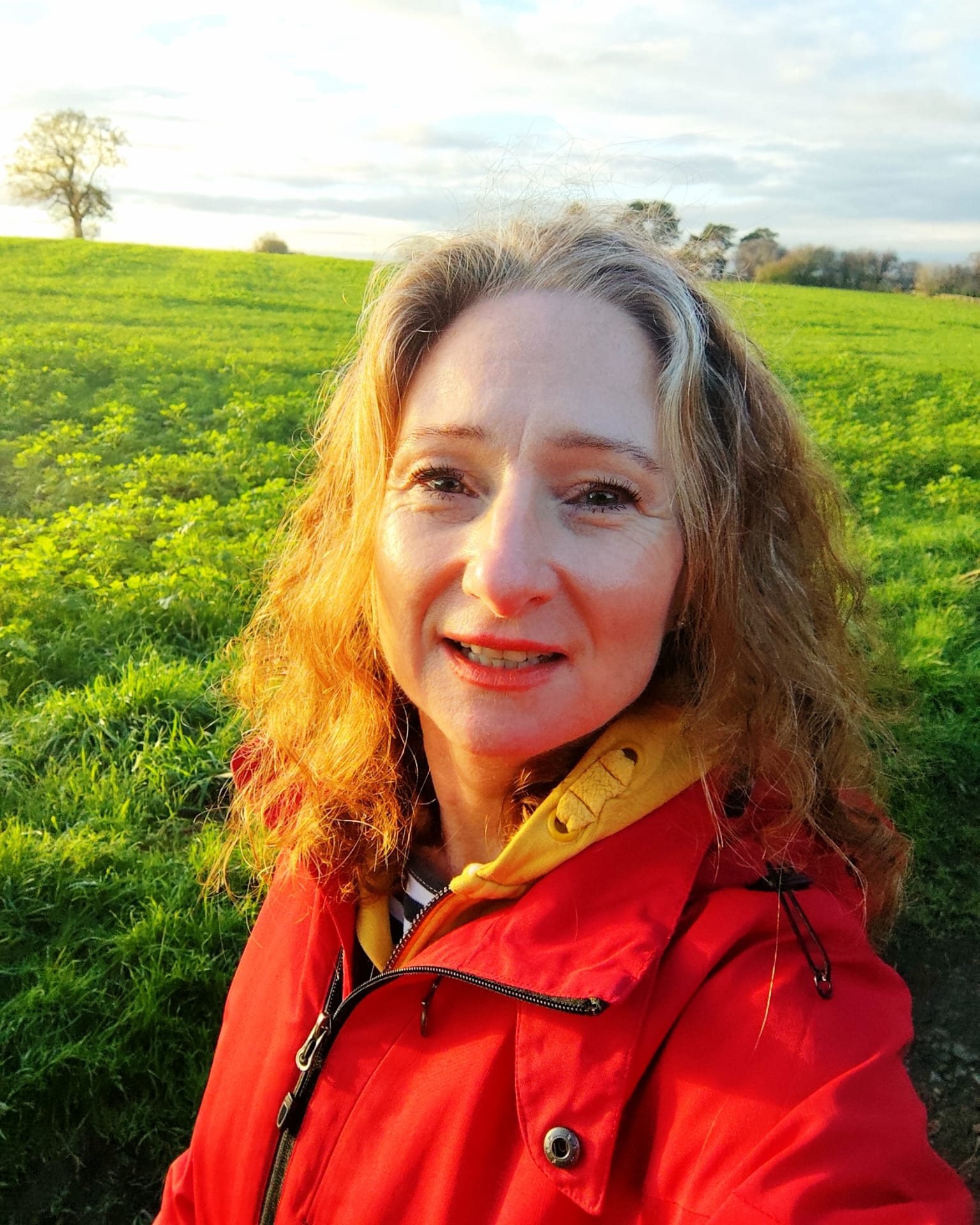 You know when you&rsquo;re talking and can't stop? But you're over-explaining, fumbling with words, feeling uptight or overwhelmed, and you&rsquo;re just adding sentence after sentence?

There's a reason for that and it's costing you credibility and 