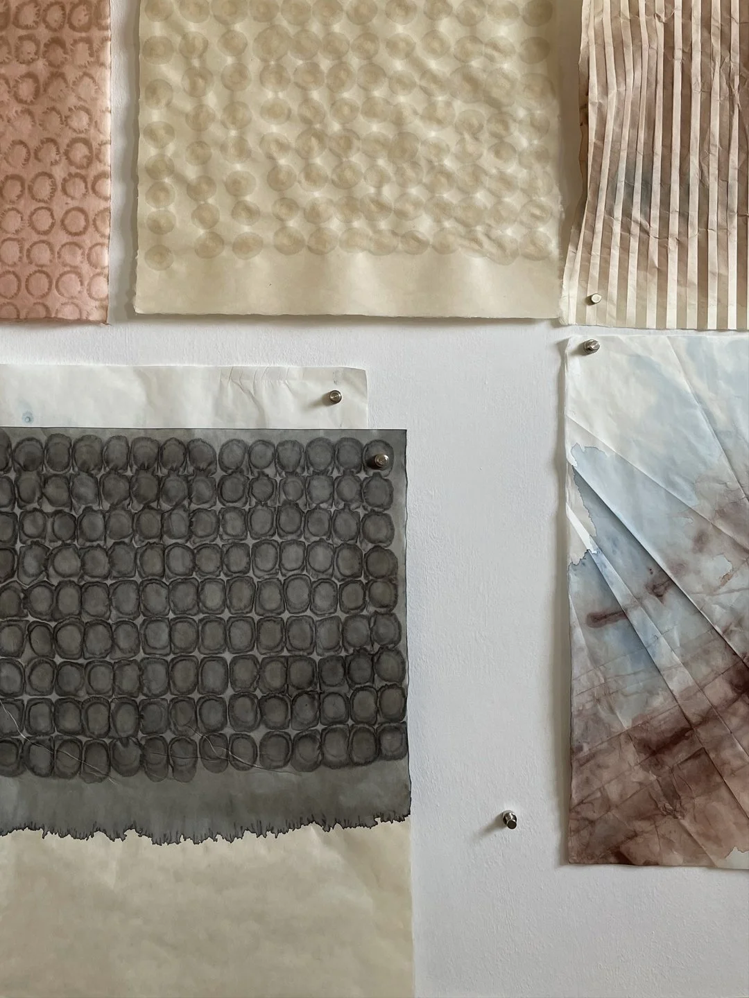 I&rsquo;ve been in a very productive phase lately &mdash; my studio wall is covered with works in various stages of becoming. Here&rsquo;s a small sneak peek at some of them &hellip;
&mdash;

&mdash;
#abstract #inkart #watercolor #nihonga by #minimal