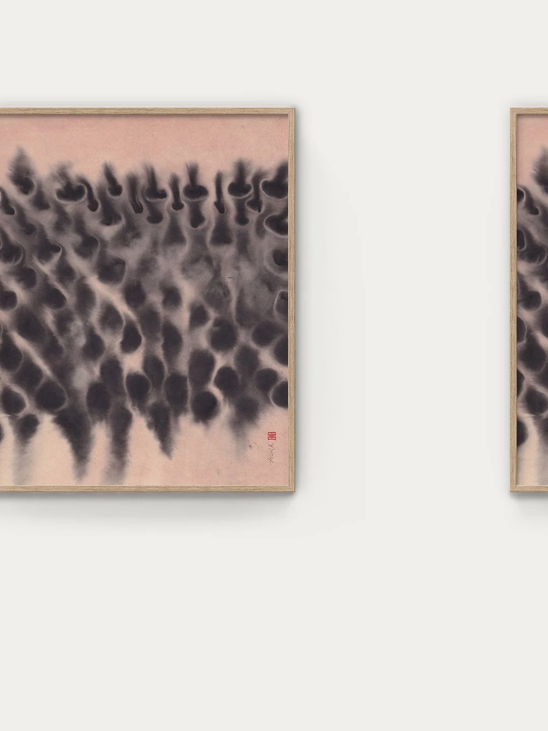 in the middle of all the calming down and pacifying breath meditation paintings it can happen that there's just no way to calm down and emotions come through and force their way onto the paper &ndash; that's life and i'm totally fine with it:

Stirre