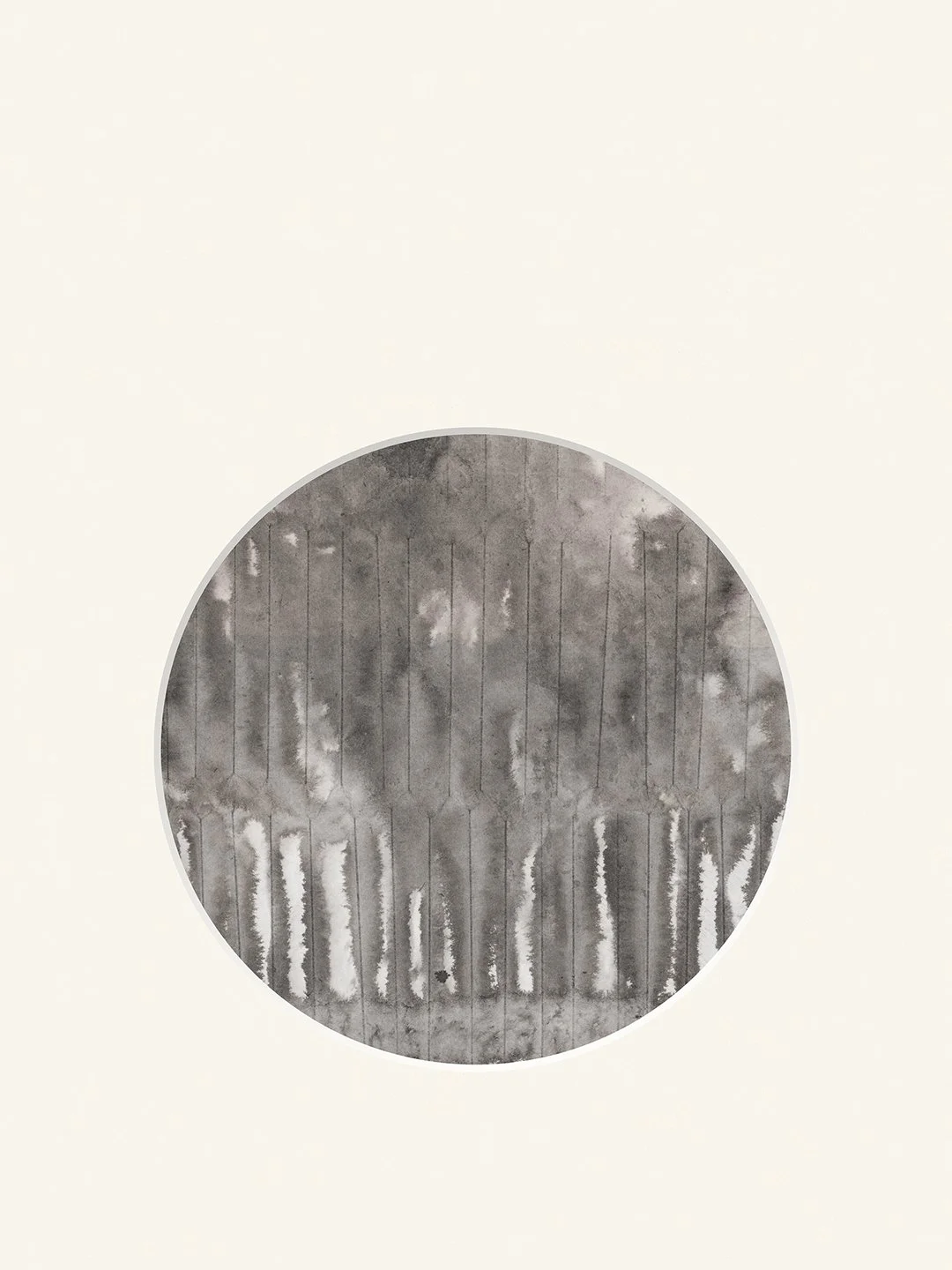 Sometimes black and white alone is most powerful. Sometimes the untouched paper &mdash; the spaces where ink never reached &mdash; defines the work entirely.
Both are true here.
&mdash;
Inbetweens | Ensō N&deg;78
Sumi ink on Xuan
&oslash; 26 cm, 40 &