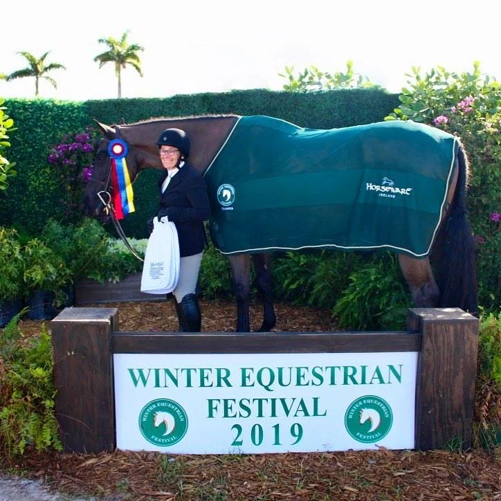 Congratulations to Penelope Ayers and Kings Road! Champion of Week 4 Marshall & Sterling Insurance Older Adult Amateur Hunter Sec. B. πΈ Elizabeth MacWilliam