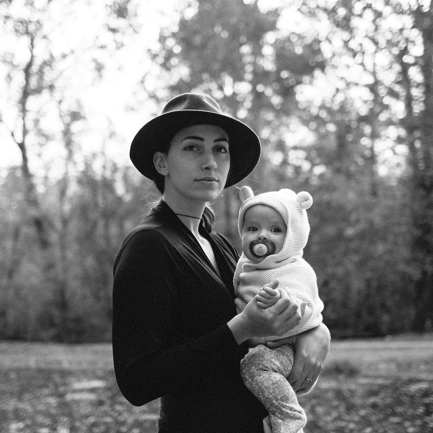 A witchy throwback image of me and my first baby. 
I&rsquo;m so happy it&rsquo;s Fall and really excited to be in spooky season 🍂