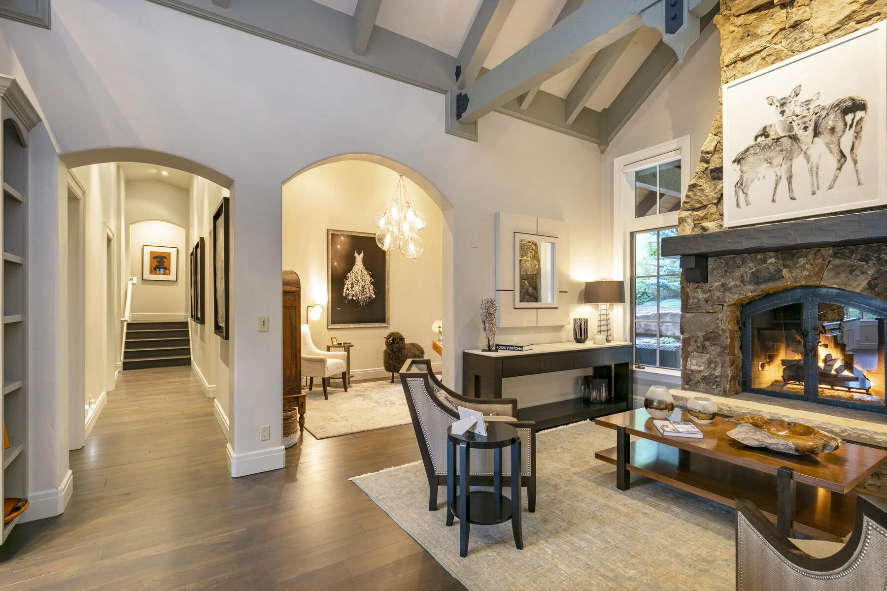 1724 Paintbrush-068-053-Living Room-MLS_Size.jpg