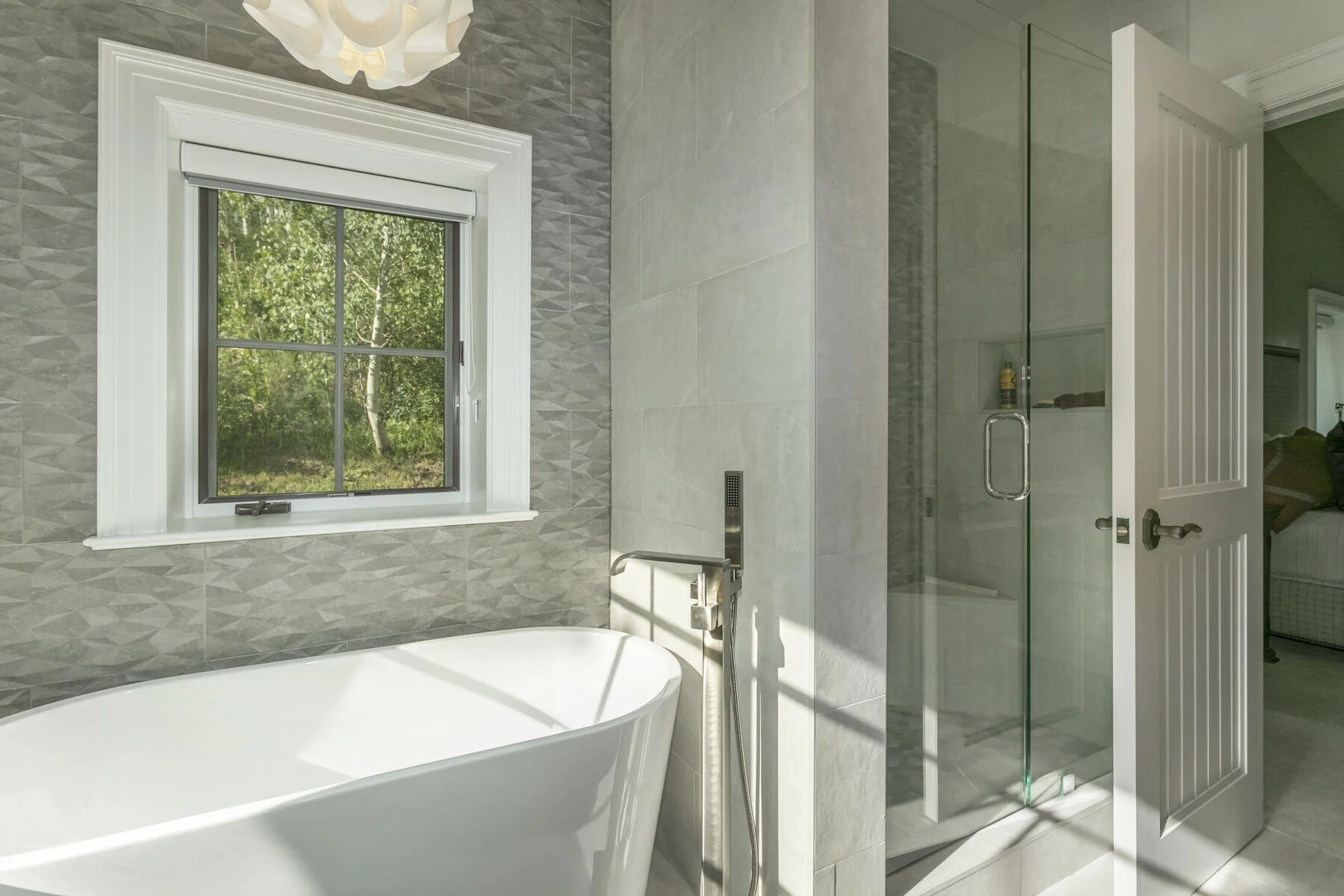 1724 Paintbrush-016-032-Bathroom-MLS_Size.jpg