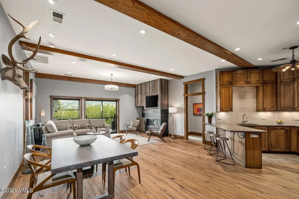 Edwards Riverwalk residence