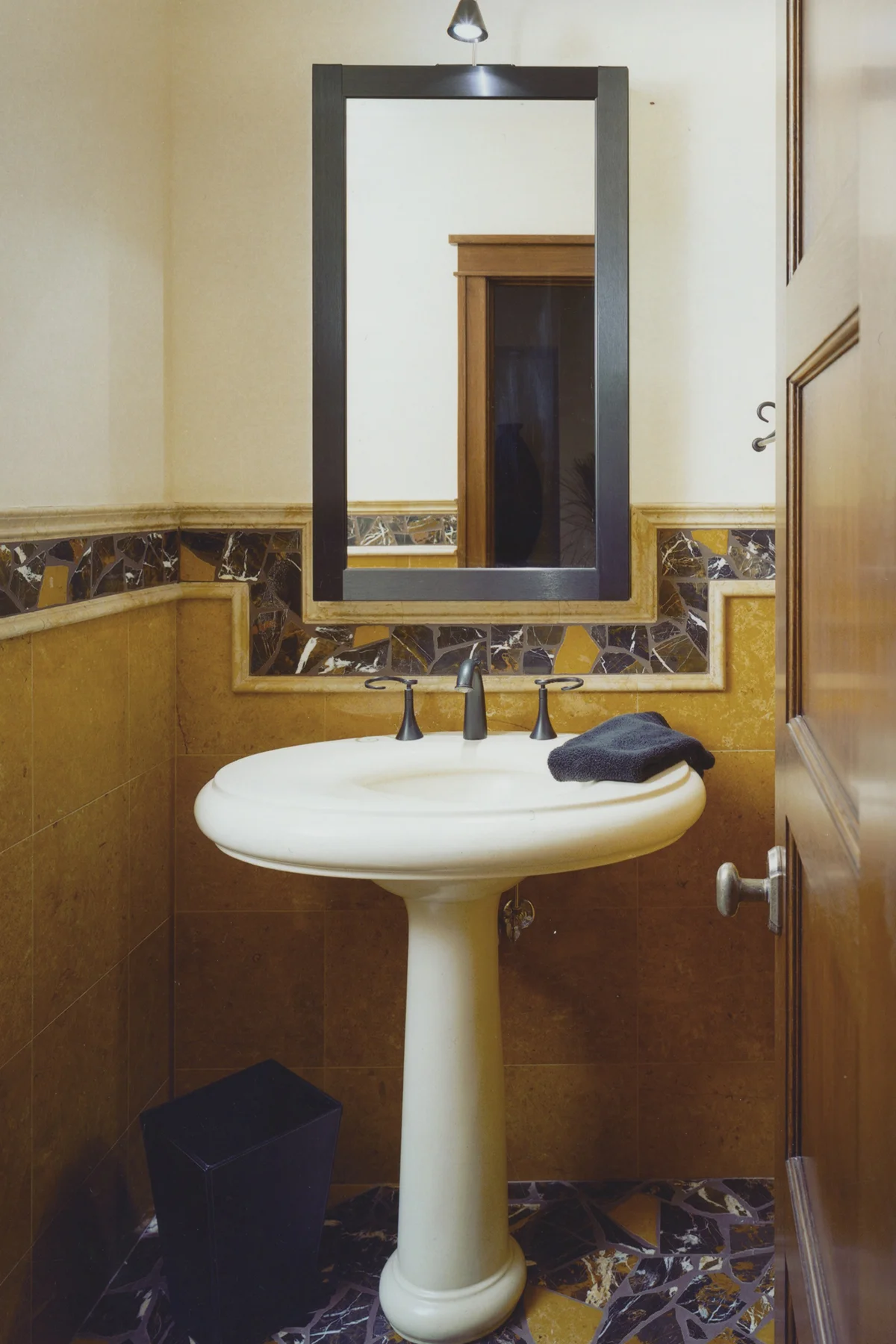 Powder-Bath-Pedestal.jpeg