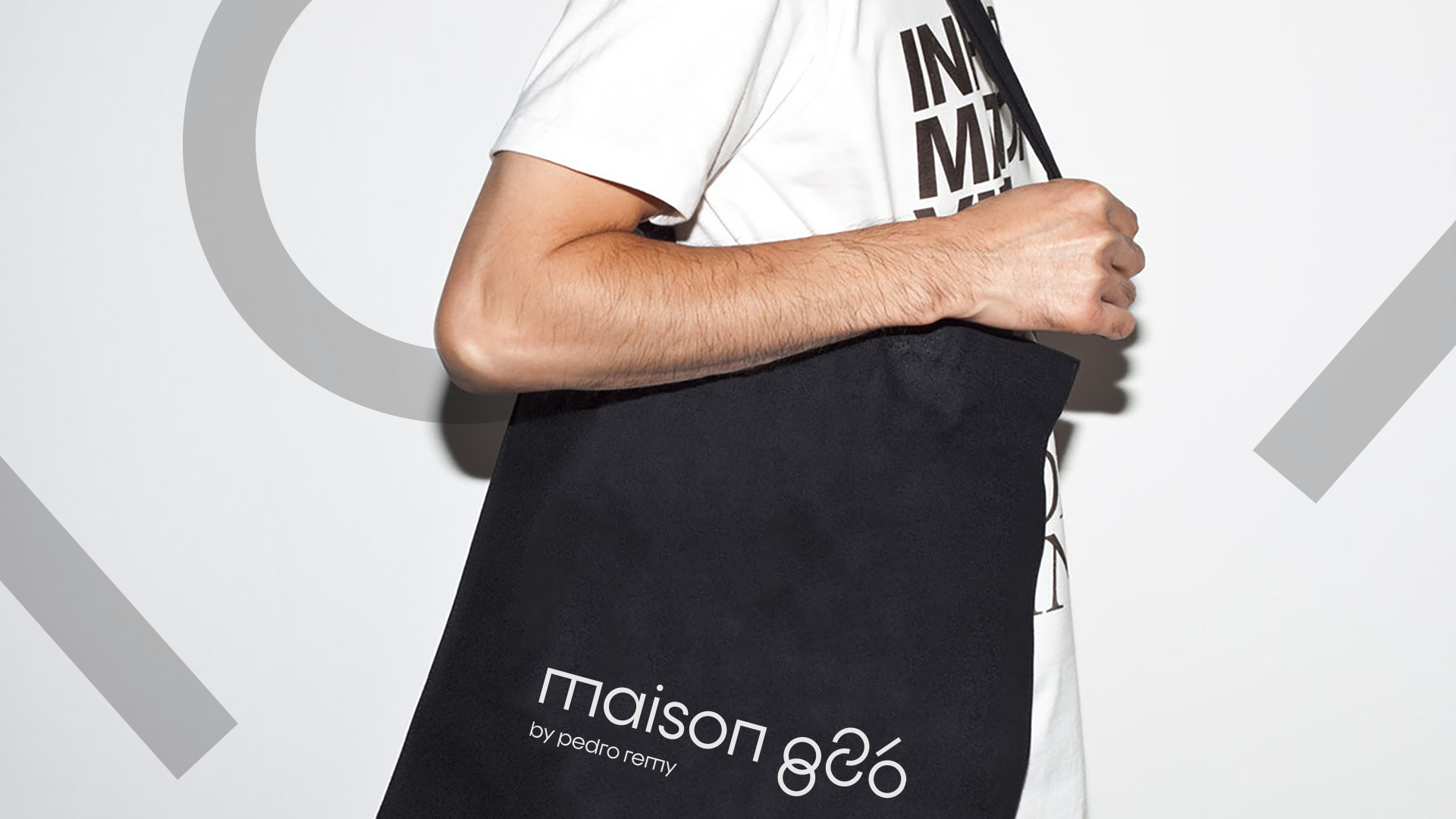 Maison826-Tote-02.png