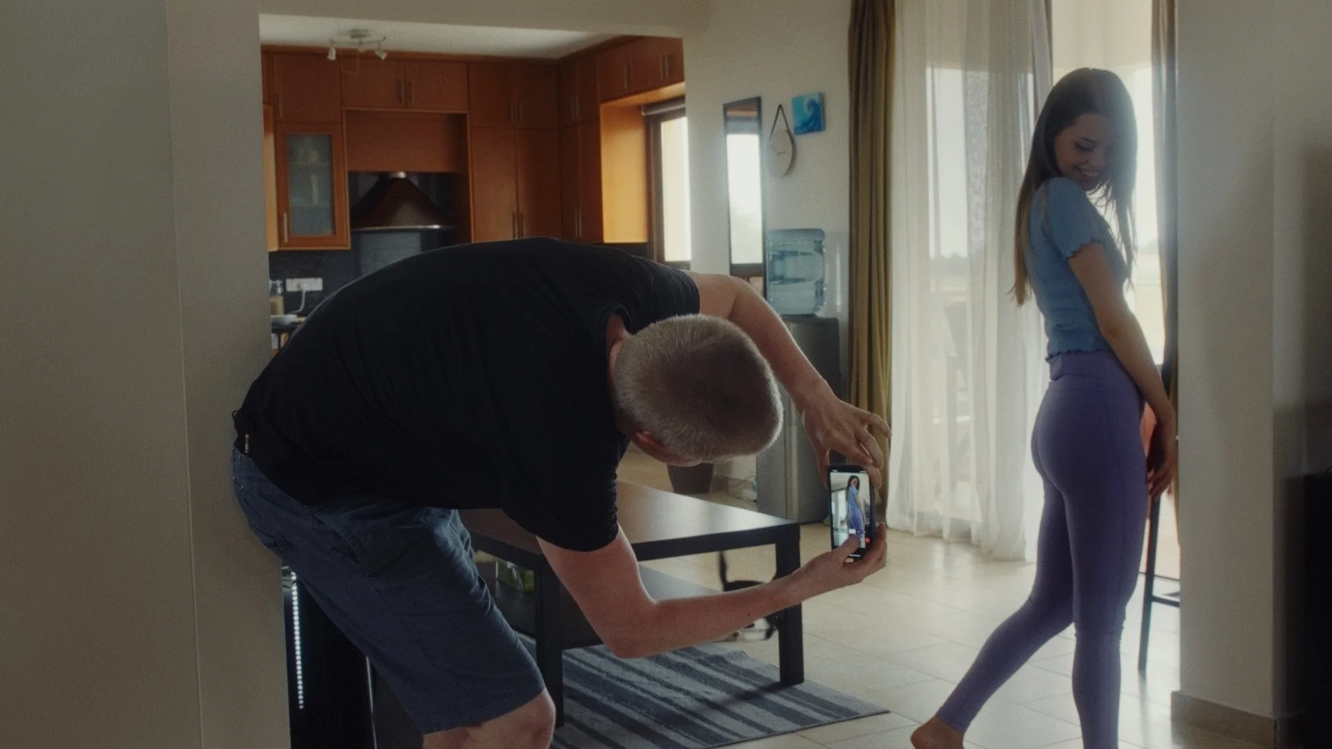 Pornfluencer_still_9.jpg