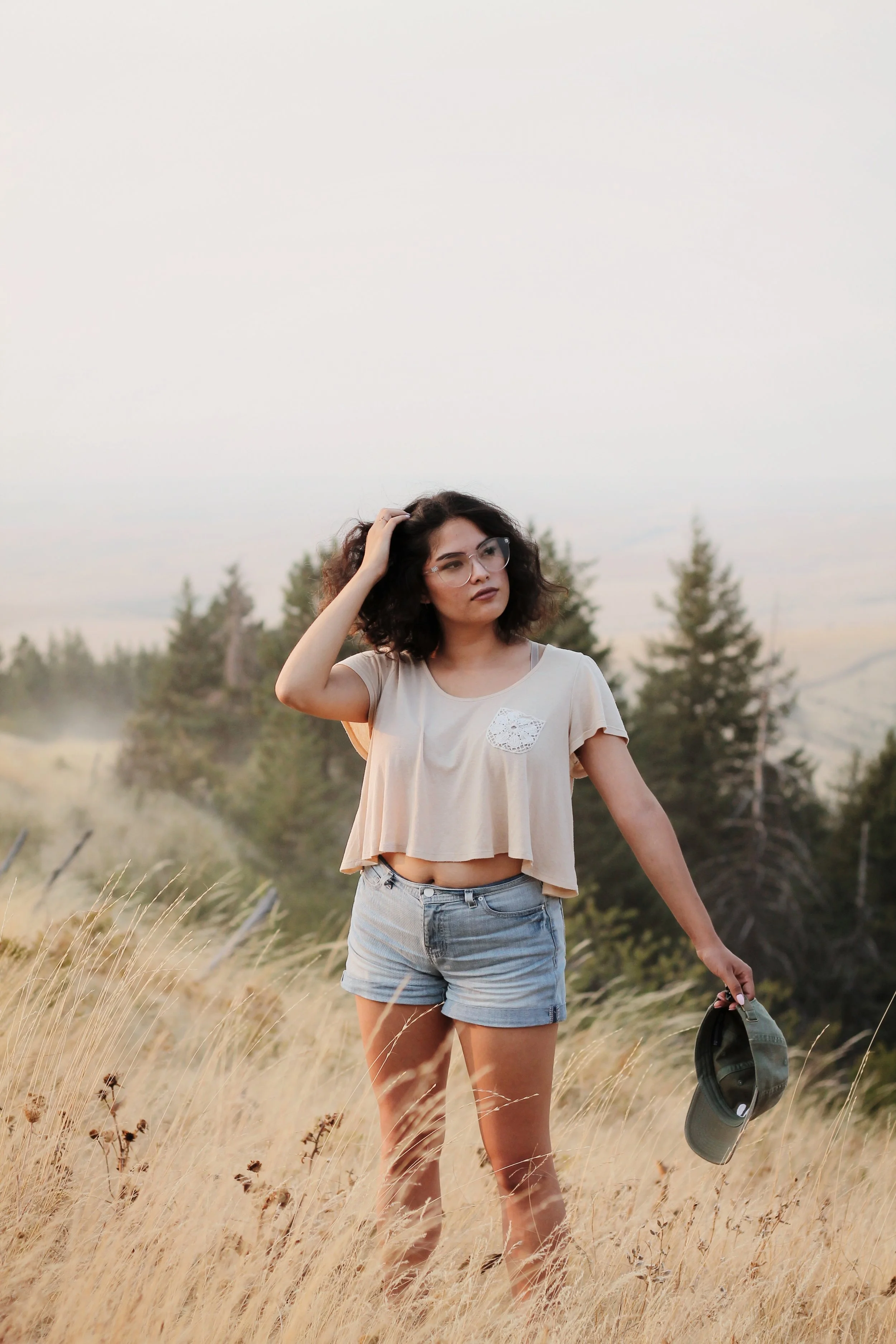 Photo: @mochalatteluna || Model: Ruth M.