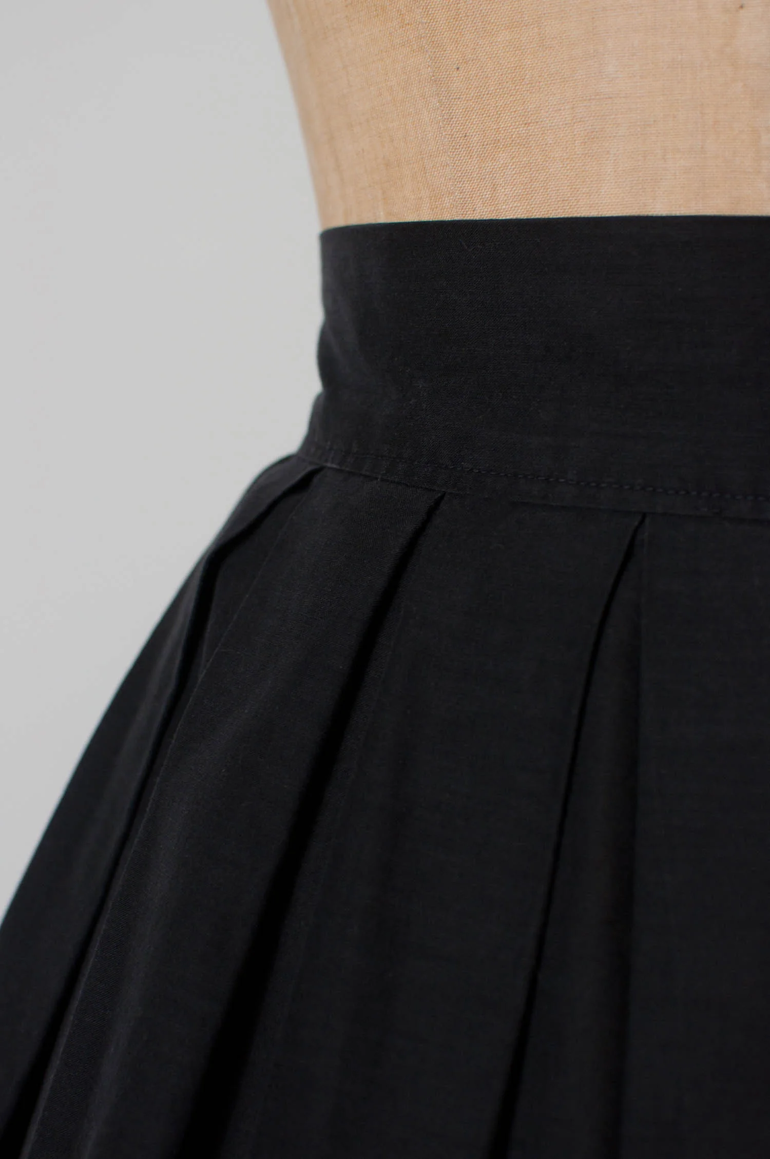noveltysteiffskirt-4.jpg