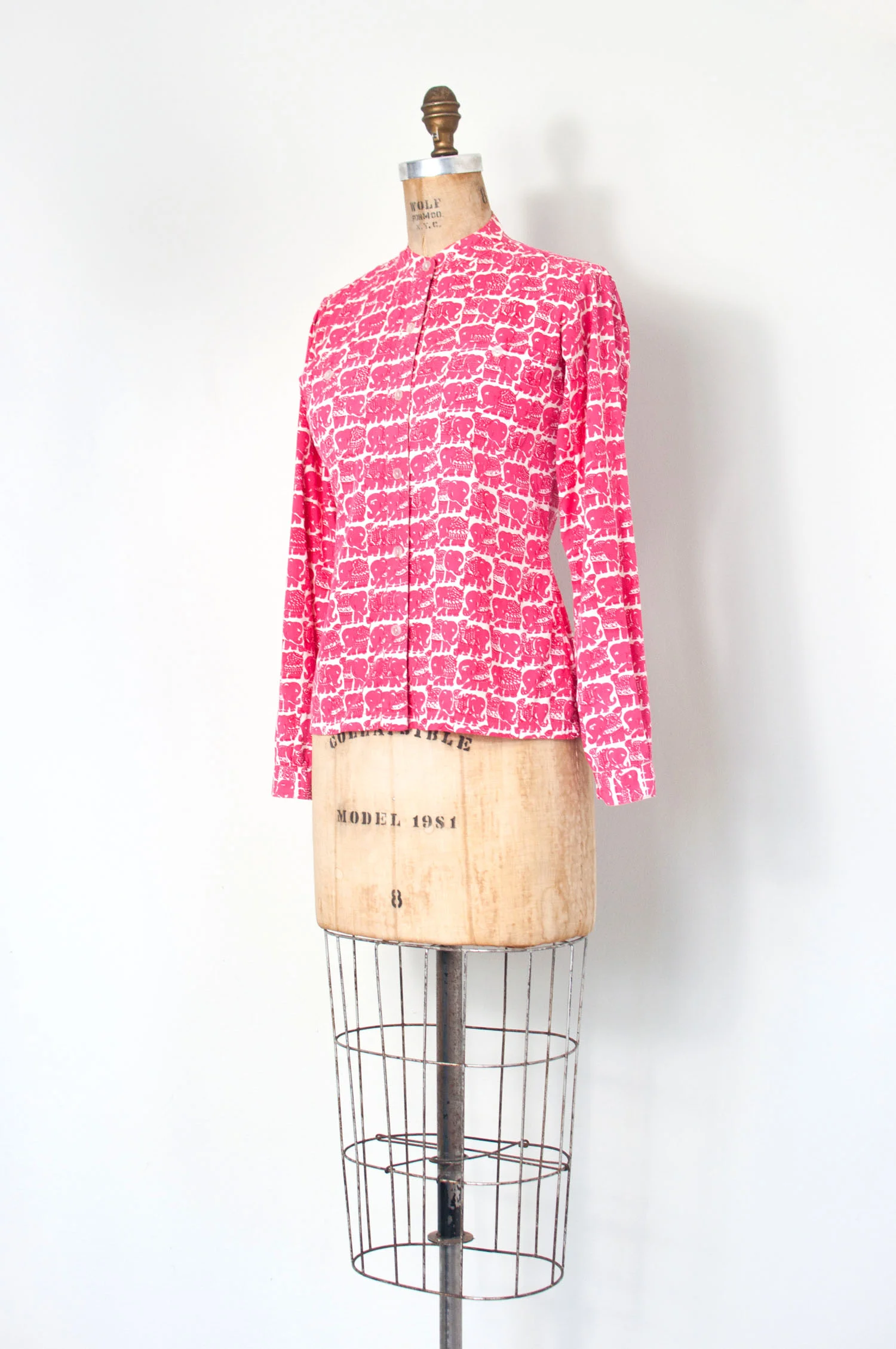 pinkelephantblouse-3.jpg