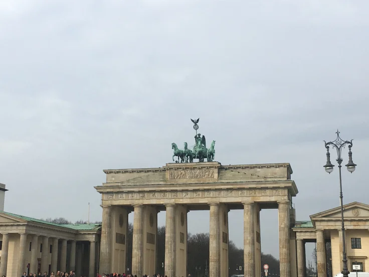 brandenburg-gate.jpg
