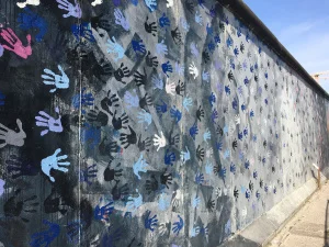 east-side-gallery-hands.jpg